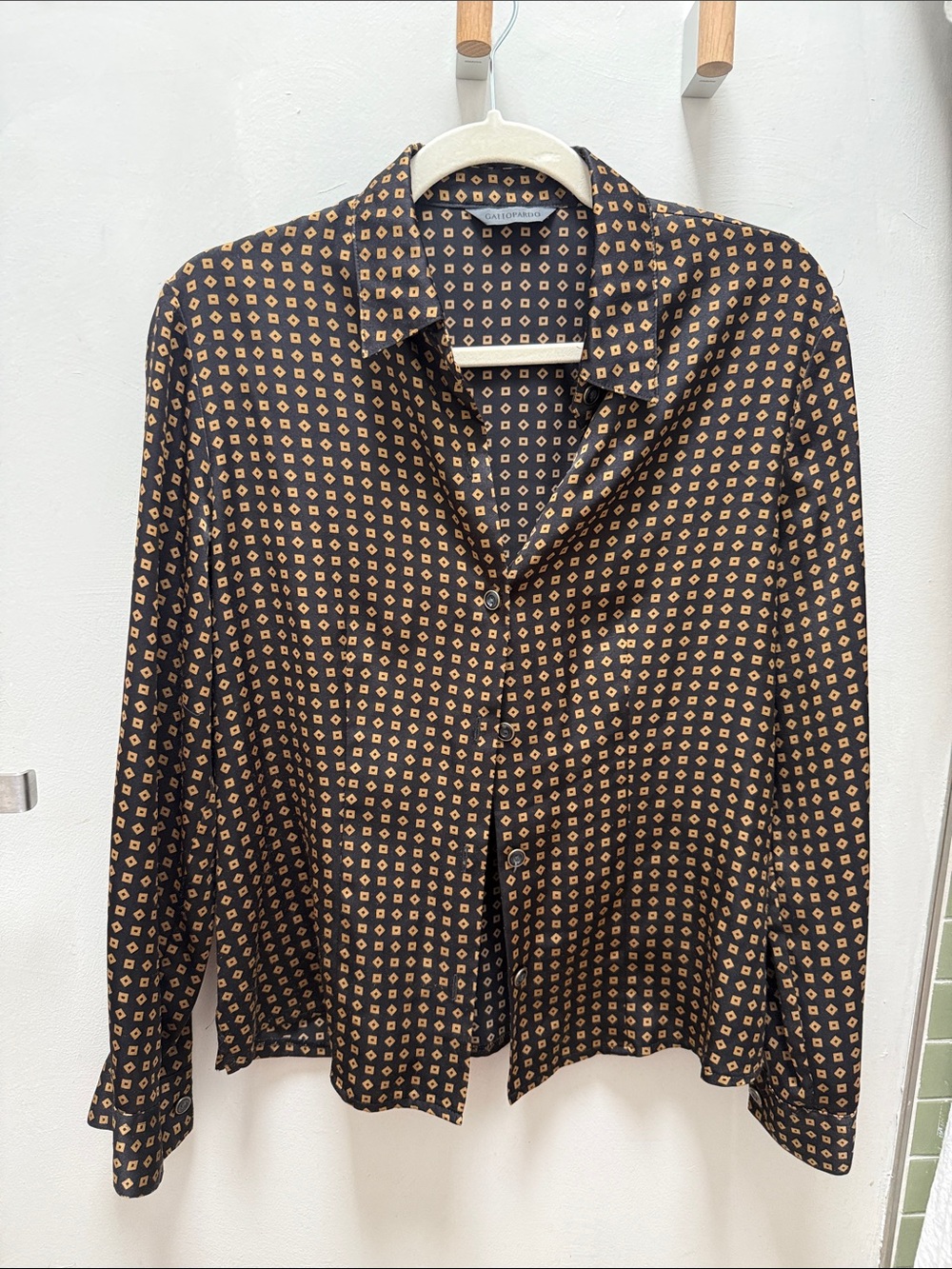 Vintage Patterned Black & gold Button-Up Shirt